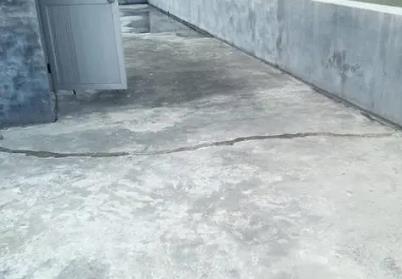 建邺楼顶漏水维修公司分享下如何解决卫生间隐蔽部位漏水的问题?